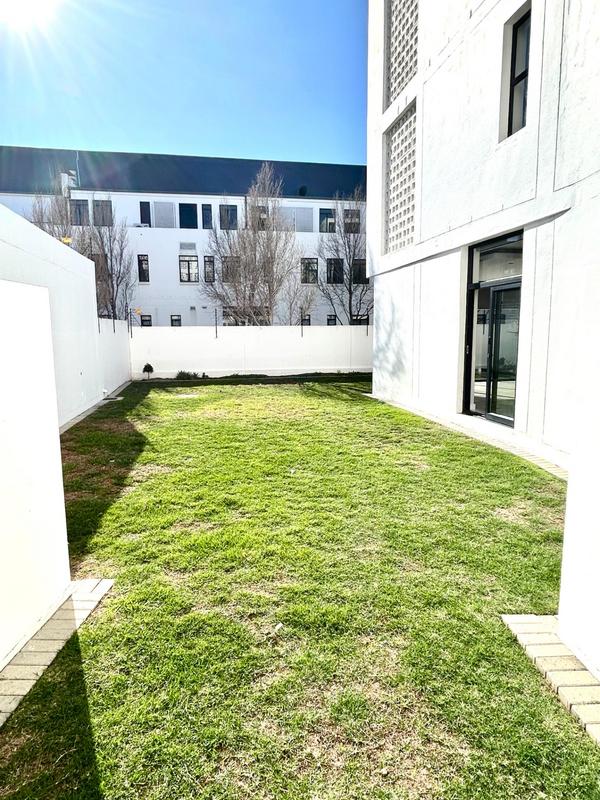 To Let 3 Bedroom Property for Rent in Somerset West Western Cape